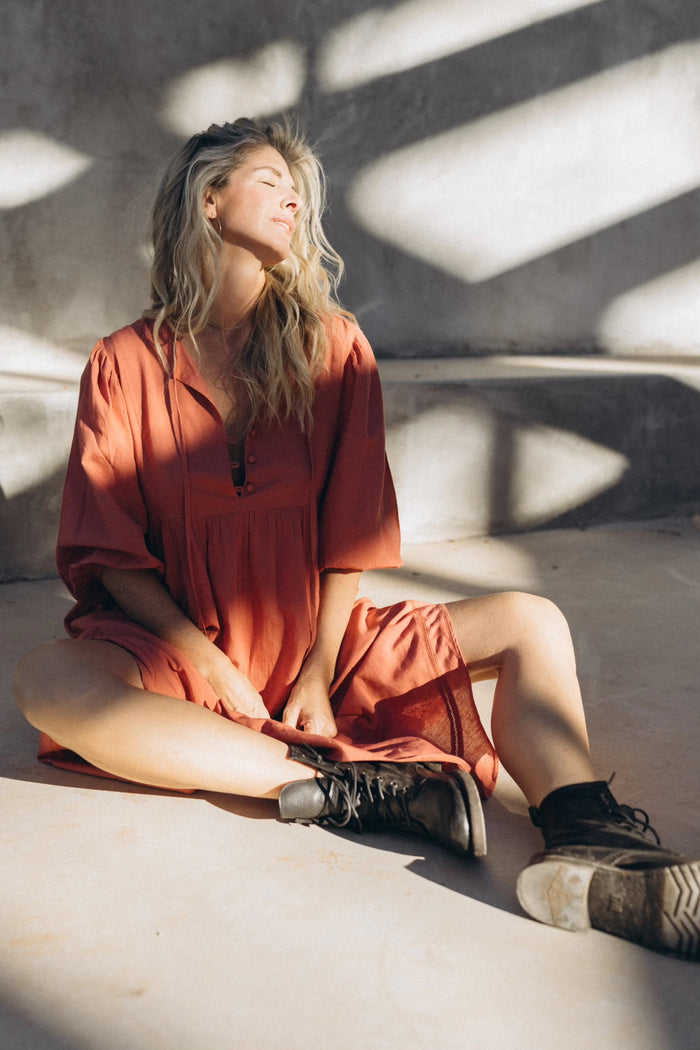 Leona Dress : Rose
